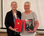 Der SPD Ortsverein Göttingen-Nordost hat Maria Zimmermann zu Ihrer 50 jährigen Mitgliedschaft in der SPD geehrt.